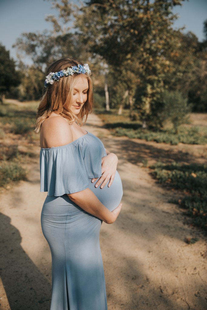 maternity pregnant Orange County Costa Mesa photographer couple outdoor
