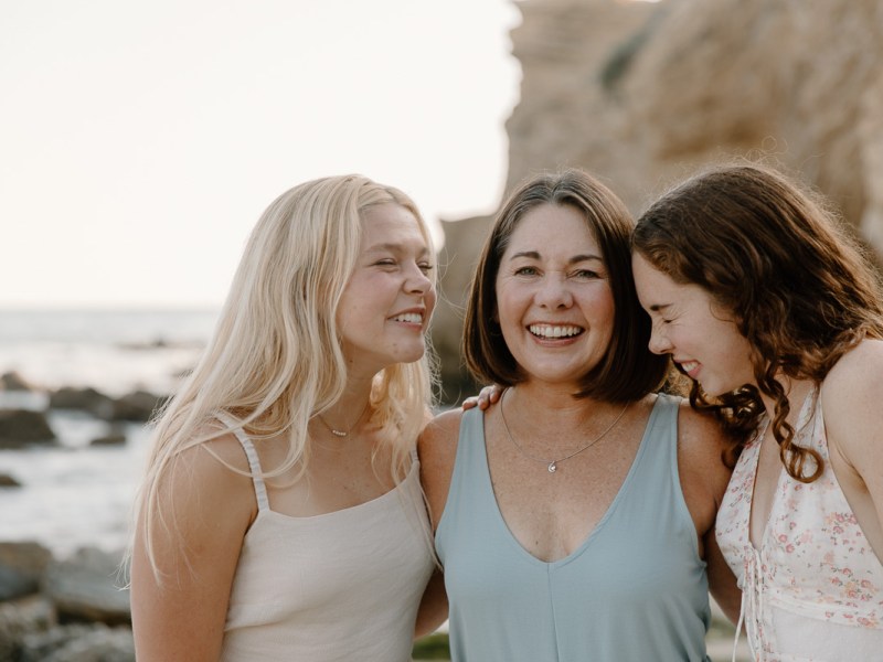 RILEY | ORANGE COUNTY SENIOR GRAD&nbsp;PHOTOGRAPHER